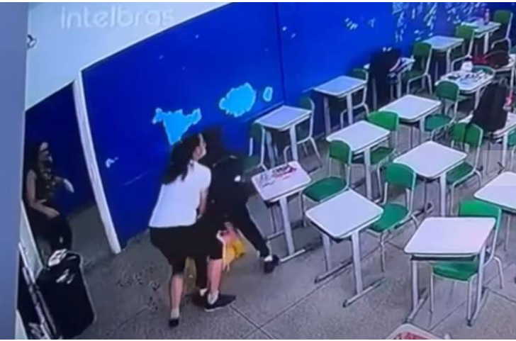camera mostra ataque em escola - reproducao