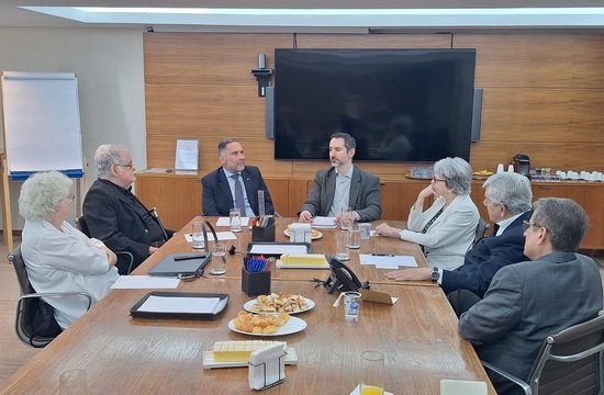 encontro sarrubo mesa