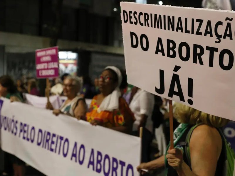 manifestacao-8M-Foto-Fernando-Frazao-Agencia-Brasil